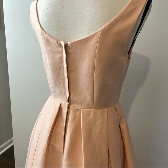Elliatt Evergreen Blush Pink Sleeveless Tea Length Pleated Formal Dress … - Picture 8 of 10